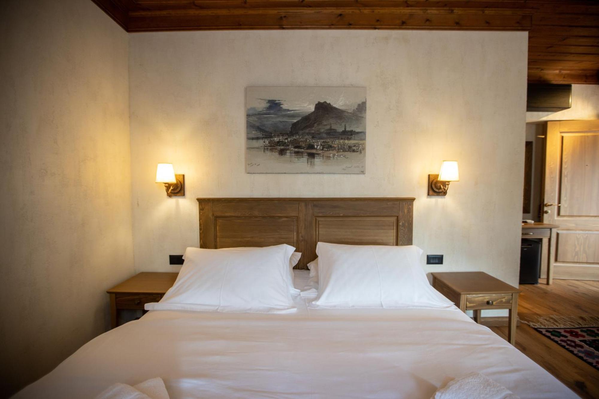 Vista Boutique Hotel ベラト エクステリア 写真