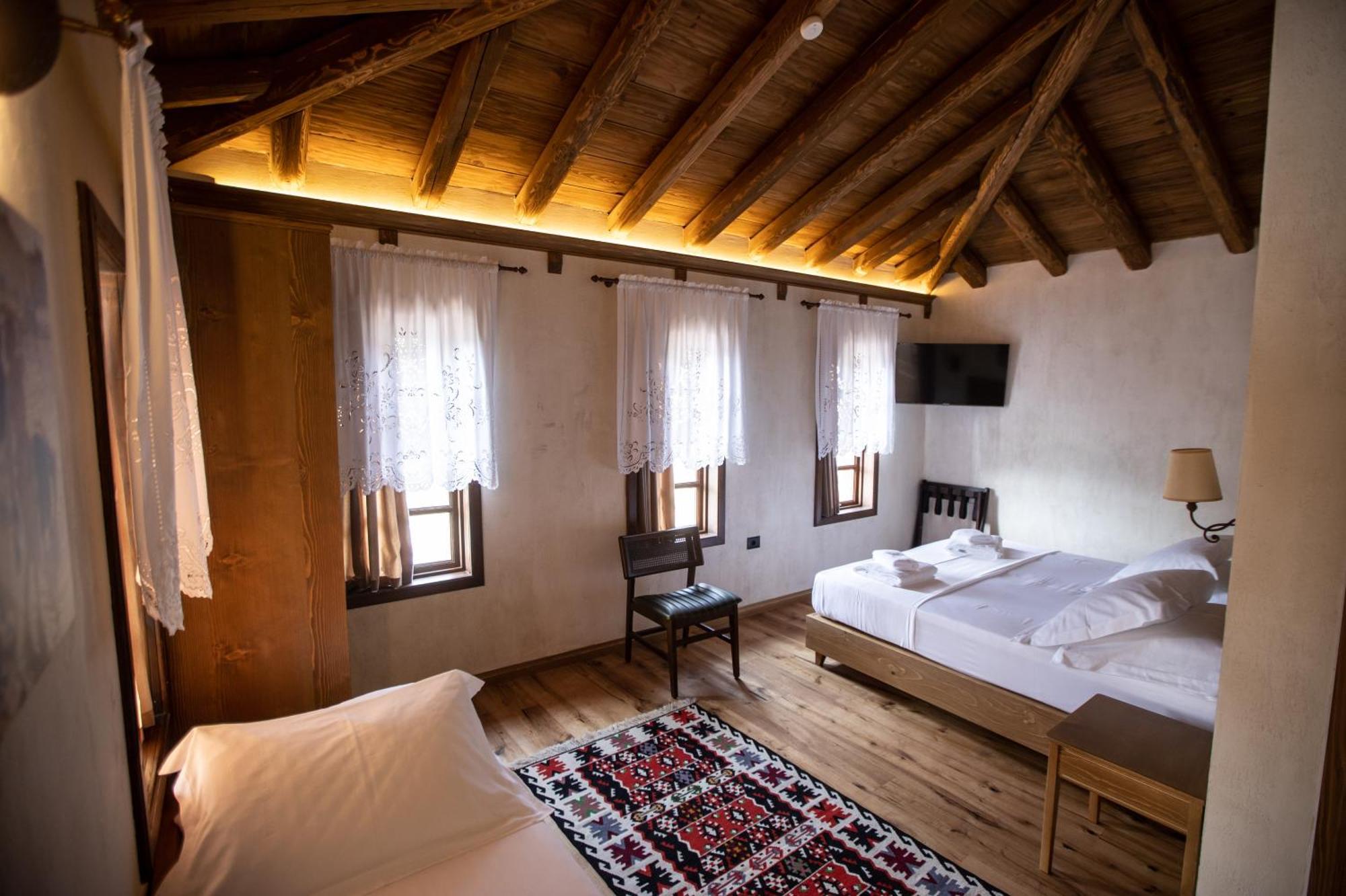 Vista Boutique Hotel ベラト エクステリア 写真