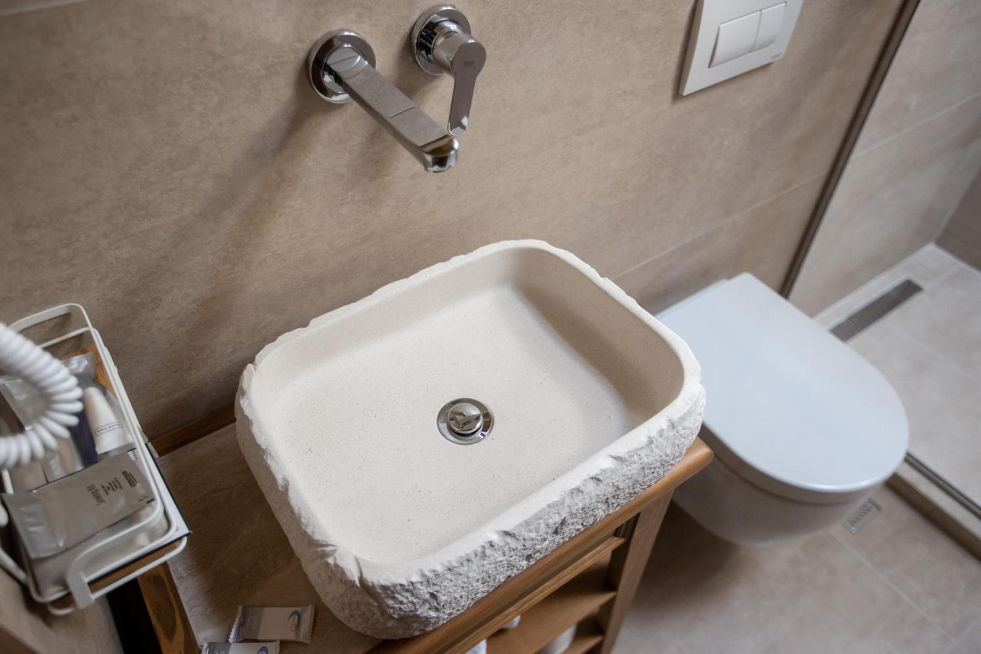 Vista Boutique Hotel ベラト エクステリア 写真