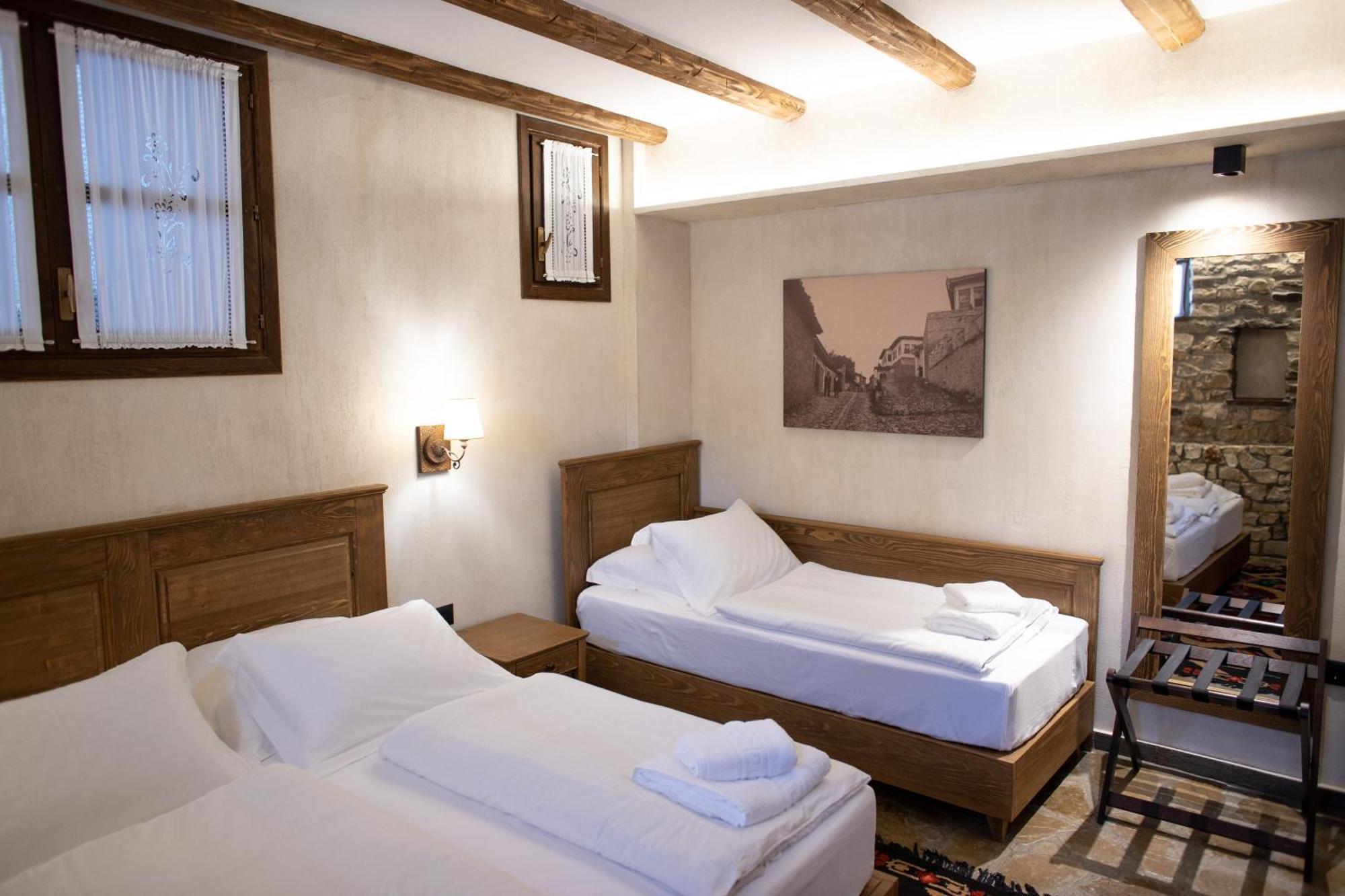 Vista Boutique Hotel ベラト エクステリア 写真