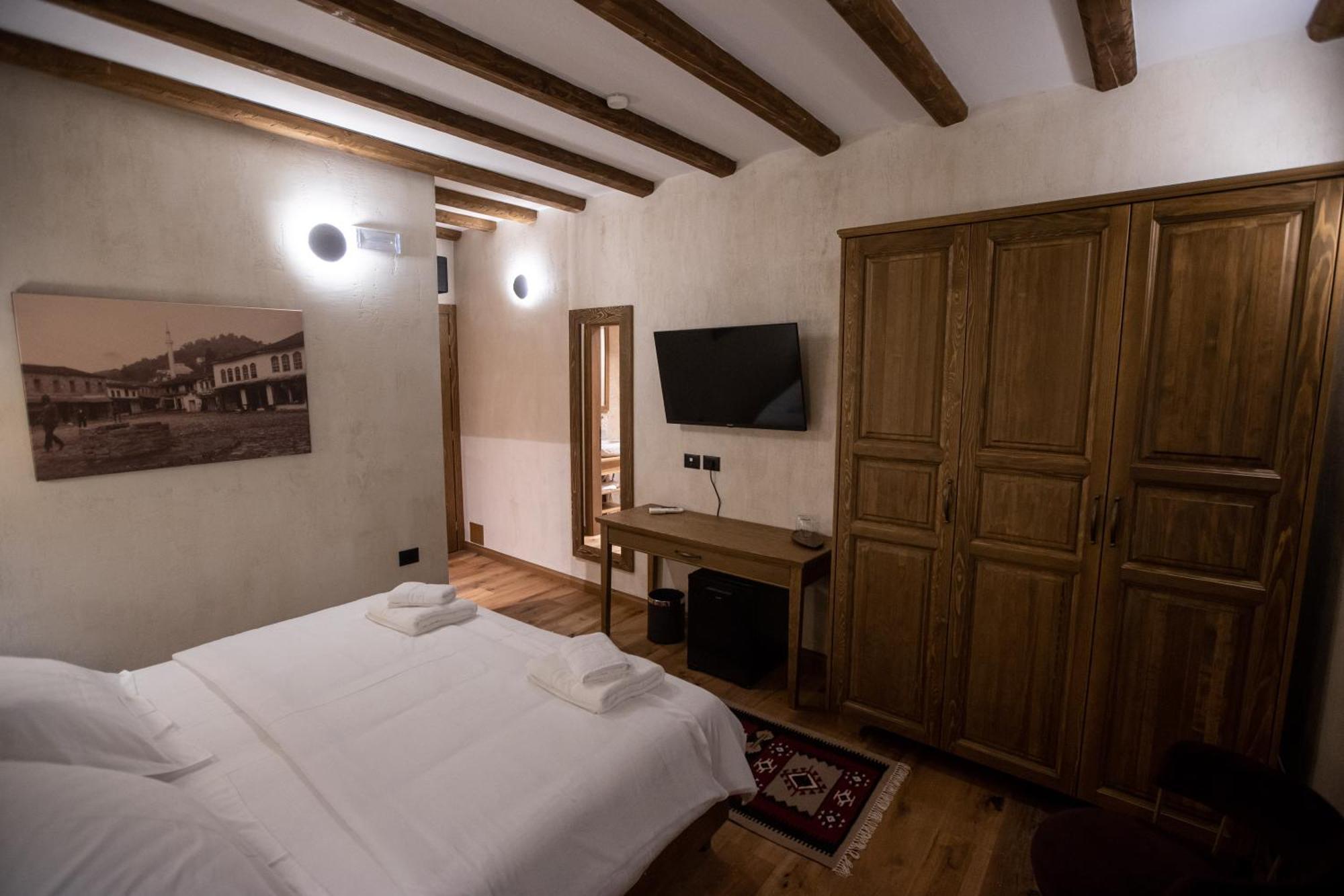 Vista Boutique Hotel ベラト エクステリア 写真