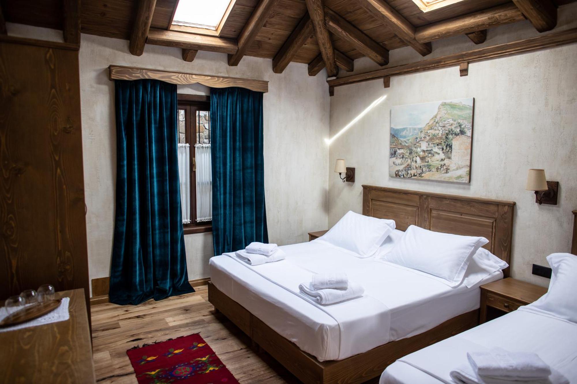 Vista Boutique Hotel ベラト エクステリア 写真